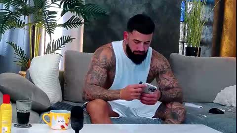 masterkingofmuscle online show from October 9, 2025, 11:30 am