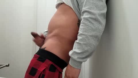 Snapshot of masters1111 chatting on January 19, 2025, 9:55 pm masters1111 online show from January 19, 2025, 9:55 pm