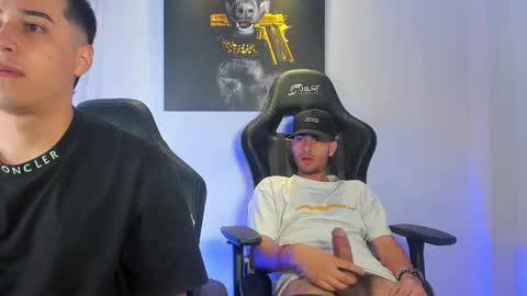 Snapshot of masters_boys chatting on January 14, 2026, 11:53 pm KONAN online show from January 14, 2026, 11:53 pm