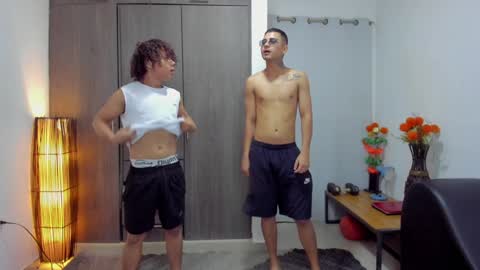 Team Cris Darwin- Fernando- Stiven- David online show from February 5, 2025, 11:23 am