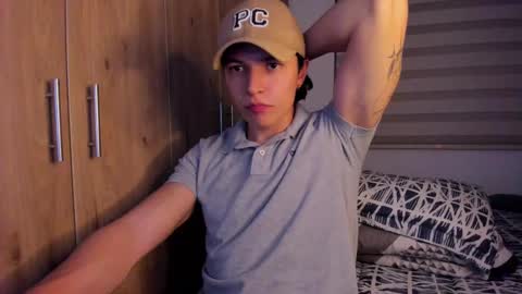 mastrangelo_x online show from October 8, 2025, 4:21 am