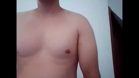 mateo2803 online show from October 29, 2025, 2:08 pm