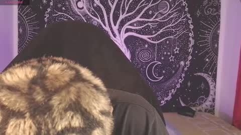 Mateo online show from September 18, 2025, 4:03 am