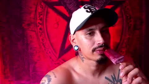 Snapshot of mateo60_ chatting on June 17, 2026, 1:30 am Mateo online show from June 17, 2026, 1:30 am