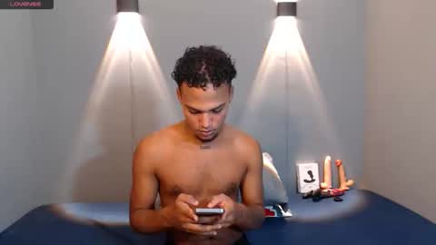 Mateo and Noah online show from March 25, 2026, 5:13 am