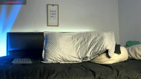 Mateo Baer online show from March 27, 2026, 2:50 am