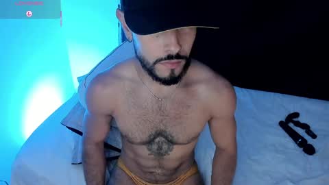 Snapshot of mateobaer_ chatting on May 9, 2026, 7:41 pm Mateo Baer online show from May 9, 2026, 7:41 pm