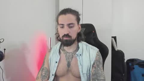 Snapshot of mateohalifa chatting on December 21, 2025, 2:13 pm mateohalifa online show from December 21, 2025, 2:13 pm