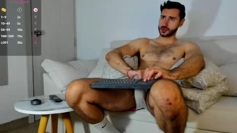 mateoking_ online show from May 28, 2026, 4:10 am