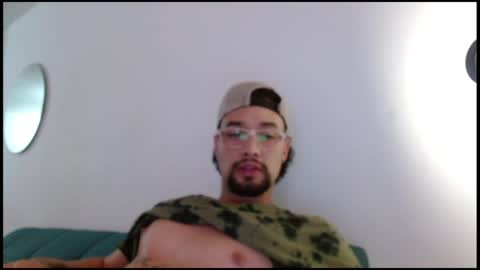 Snapshot of mathew444 chatting on May 16, 2026, 7:34 pm STRURIBE ON INSTAGRAM online show from May 16, 2026, 7:34 pm