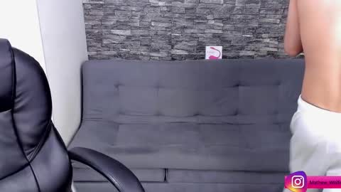 Mathew Independent model online show from February 22, 2025, 7:36 pm