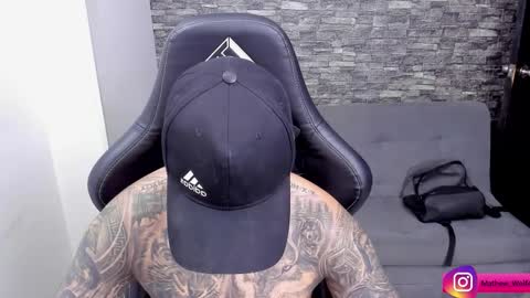 Mathew Independent model online show from February 7, 2026, 10:46 pm