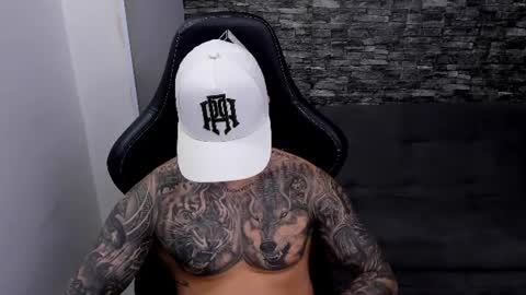 Snapshot of mathew_wolf4 chatting on June 18, 2026, 12:33 am Mathew Independent model online show from June 18, 2026, 12:33 am