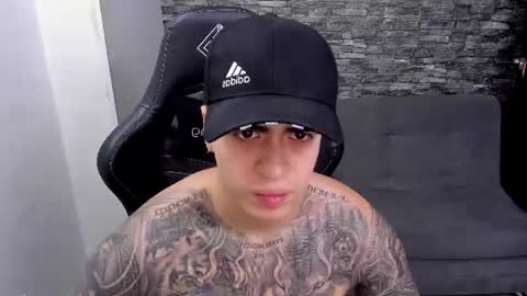 Snapshot of mathew_wolf4 chatting on June 20, 2026, 10:01 pm Mathew Independent model online show from June 20, 2026, 10:01 pm