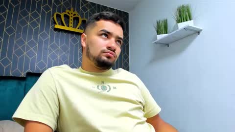 Mathews online show from November 25, 2025, 11:43 am