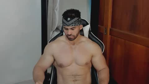 mathews_smith online show from April 19, 2026, 11:53 am