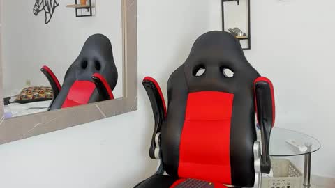 mathias cocks online show from September 30, 2025, 2:49 am