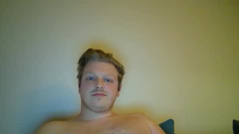 Snapshot of mathii1 chatting on November 7, 2025, 8:20 pm mathii1 online show from November 7, 2025, 8:20 pm