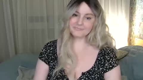 mathilde_solveig online show from January 31, 2025, 10:52 pm