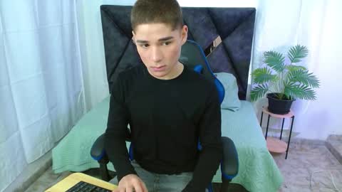 Mati online show from September 12, 2025, 1:22 pm