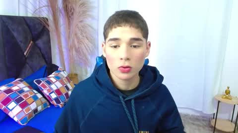 Mati online show from November 6, 2025, 1:56 pm