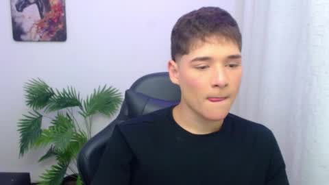 Snapshot of matiii18 chatting on May 28, 2026, 1:52 pm Mati online show from May 28, 2026, 1:52 pm