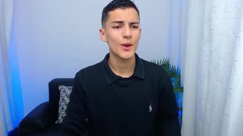 Matias online show from October 22, 2025, 2:06 pm