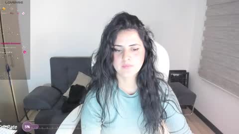 Snapshot of matilda_sweet18 chatting on February 21, 2025, 7:12 am Lucia online show from February 21, 2025, 7:12 am