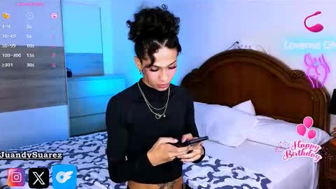 Abby Bella online show from November 8, 2025, 6:02 am