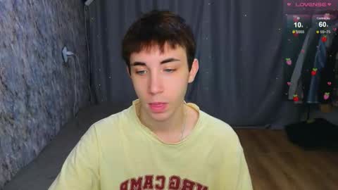 meet INDEPENDENT MODEL online show from November 28, 2025, 11:46 am