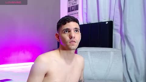 ---Matteo--- online show from November 6, 2025, 4:46 am