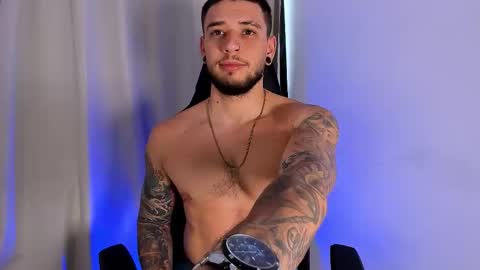 matteosantino25 online show from February 20, 2026, 6:41 pm