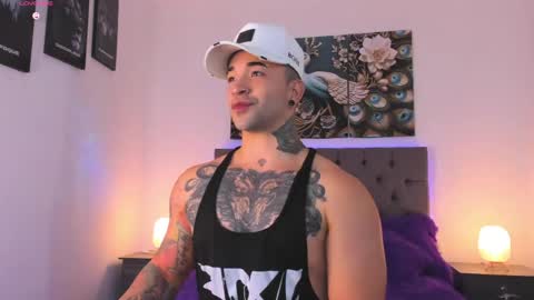 Matthew INDEPENDENT MODEL online show from April 18, 2026, 1:42 am