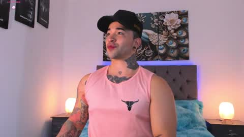 Snapshot of matthew_colee chatting on June 25, 2026, 2:11 am Matthew INDEPENDENT MODEL online show from June 25, 2026, 2:11 am