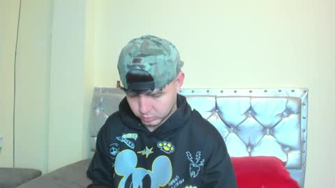 matthewlatinc online show from April 12, 2026, 2:44 pm