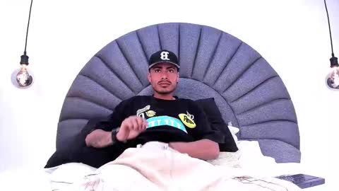 Matthew online show from November 28, 2025, 6:54 pm