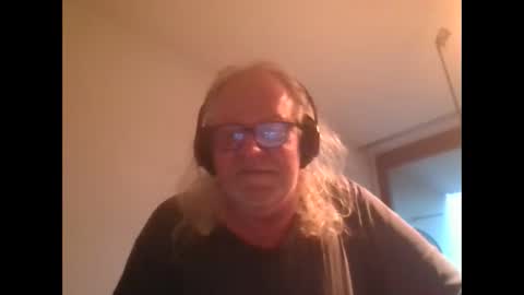 Snapshot of matthy60 chatting on October 5, 2025, 5:00 pm Matthias online show from October 5, 2025, 5:00 pm