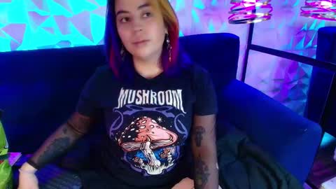 TATIANA  AND ROUS online show from September 25, 2025, 11:14 am