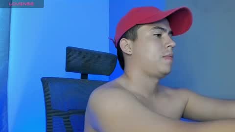 mattiwsmorris_ online show from February 12, 2025, 8:07 pm