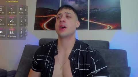 mattsaill_ online show from October 11, 2025, 11:31 am