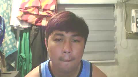 Snapshot of matty040798 chatting on April 2, 2026, 12:14 pm matty040798 online show from April 2, 2026, 12:14 pm