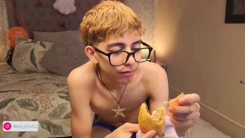 Snapshot of matty_spark chatting on October 15, 2025, 1:33 pm matty_spark online show from October 15, 2025, 1:33 pm