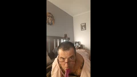 Snapshot of mattyemuegg chatting on April 8, 2026, 3:23 pm mattyemuegg online show from April 8, 2026, 3:23 pm
