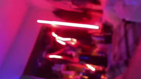 NiceBigJuicyHead online show from January 6, 2026, 11:25 am