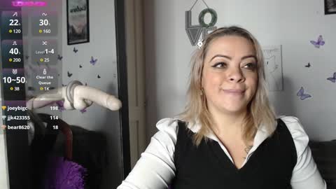 Mature liaa online show from January 21, 2025, 2:22 am