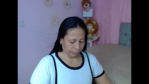 Martina online show from October 13, 2025, 7:47 pm