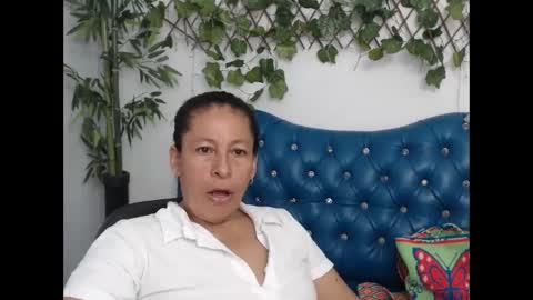 Snapshot of mature_martina_ chatting on February 5, 2026, 7:07 pm Martina online show from February 5, 2026, 7:07 pm
