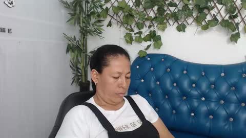 Snapshot of mature_martina_ chatting on February 7, 2026, 7:39 pm Martina online show from February 7, 2026, 7:39 pm