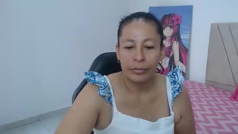 Snapshot of mature_martina_ chatting on February 18, 2026, 7:10 pm Martina online show from February 18, 2026, 7:10 pm
