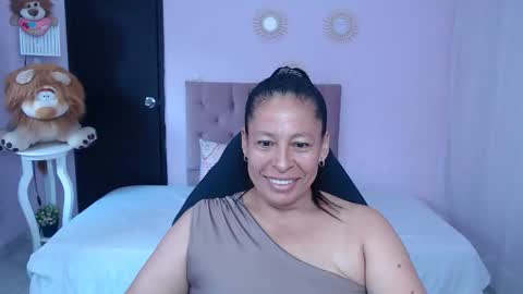 Snapshot of mature_martina_ chatting on March 2, 2026, 7:54 pm Martina online show from March 2, 2026, 7:54 pm